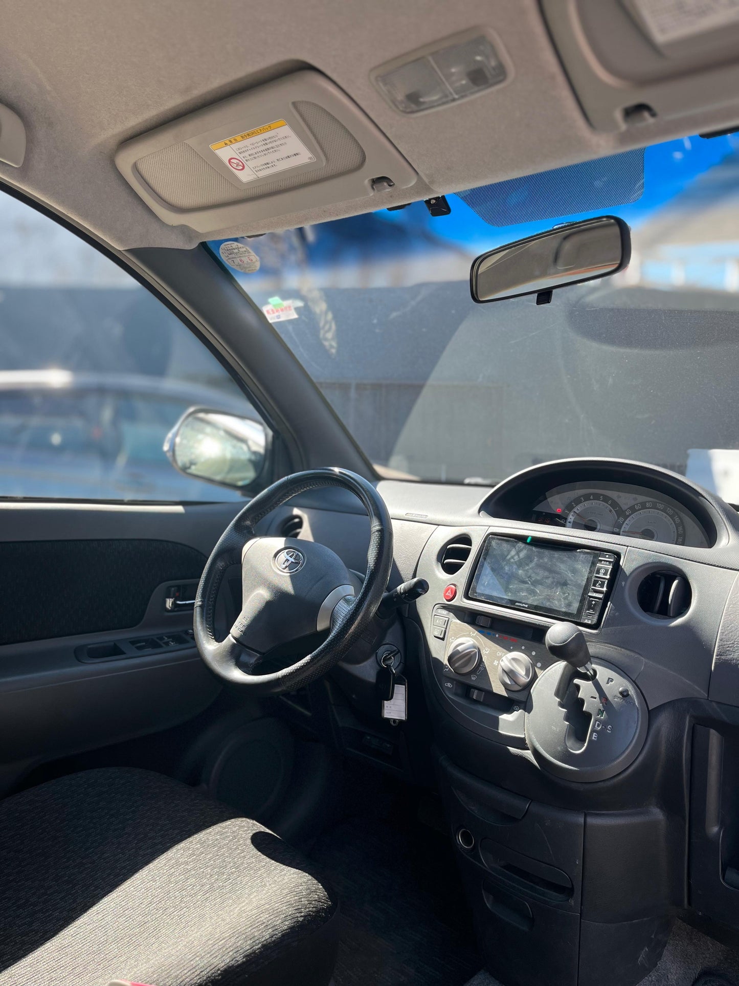 TOYOTA SIENTA 2013 RECIÉN IMPORTADO COLOR AZUL AUTOMÁTICO MOTOR 1500 NAFTERO