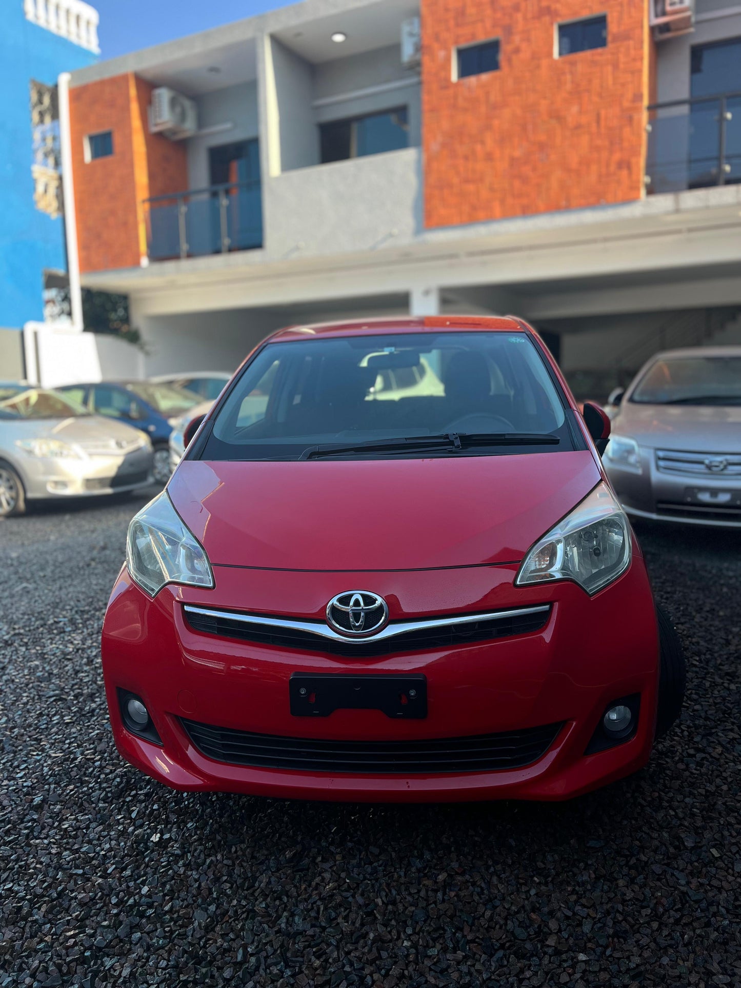 TOYOTA RACTIS 2011 RECIÉN IMPORTADO AUTOMÁTICO MOTOR 1500 NAFTERO